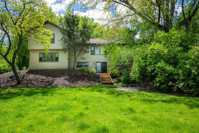 3516 Kings Lair Drive, Spring Grove, IL 60081