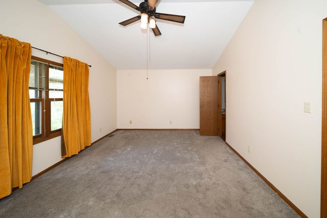 3516 Kings Lair Drive, Spring Grove, IL 60081