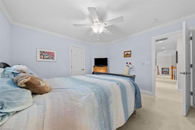 135 Harbor Drive W, Lexington, NC 27292