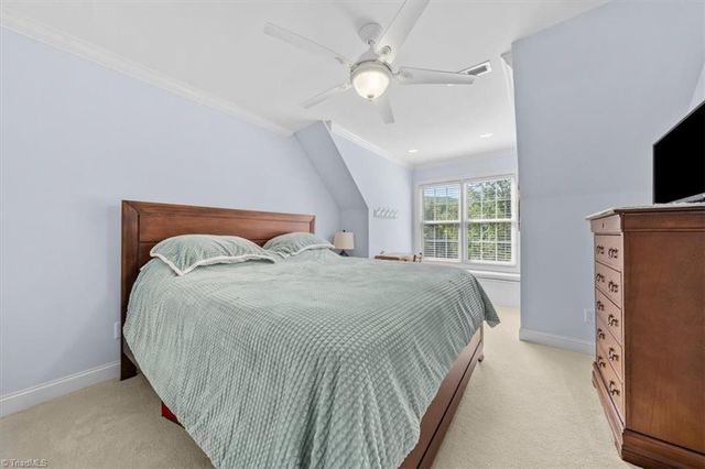 135 Harbor Drive W, Lexington, NC 27292