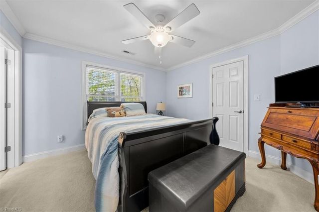 135 Harbor Drive W, Lexington, NC 27292