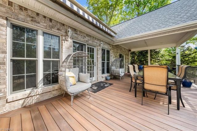 135 Harbor Drive W, Lexington, NC 27292