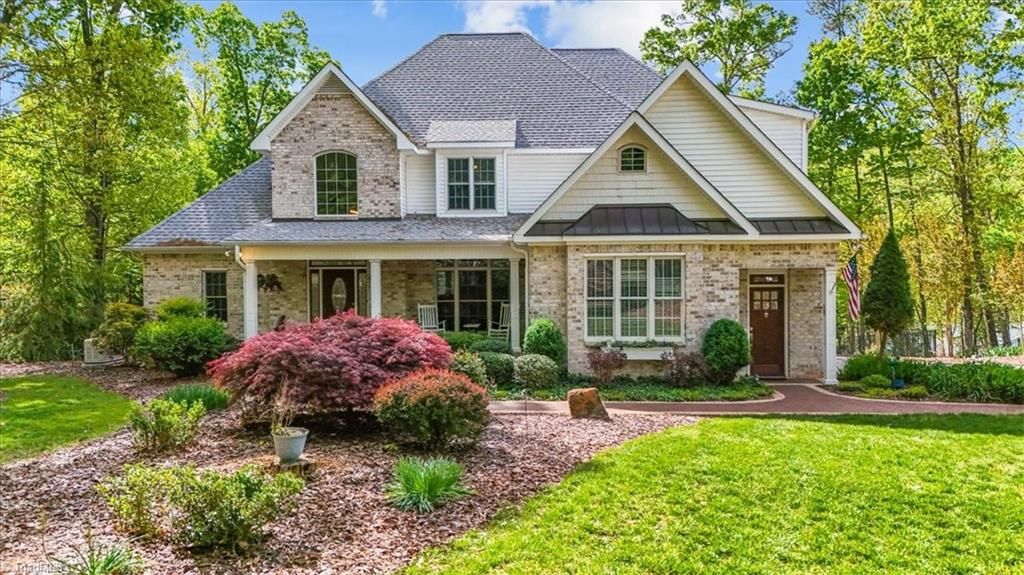135 Harbor Drive W, Lexington, NC 27292