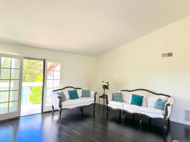 16238 Avenida Venusto E, San Diego, CA 92128