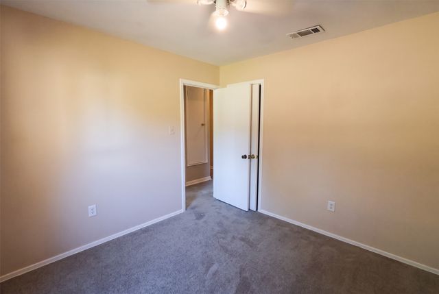 9029 Lone Oak Drive, Shreveport, LA 71118