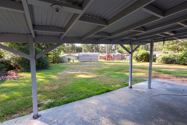 9029 Lone Oak Drive, Shreveport, LA 71118