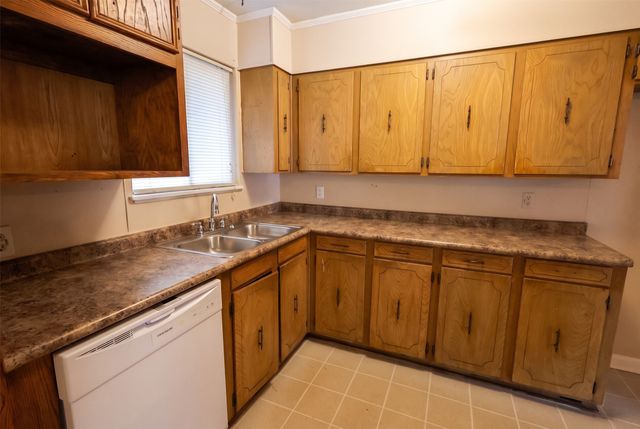 9029 Lone Oak Drive, Shreveport, LA 71118
