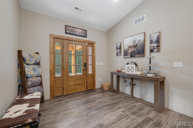 10051 Highway 32, Ste Genevieve, MO 63670