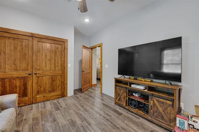 10051 Highway 32, Ste Genevieve, MO 63670