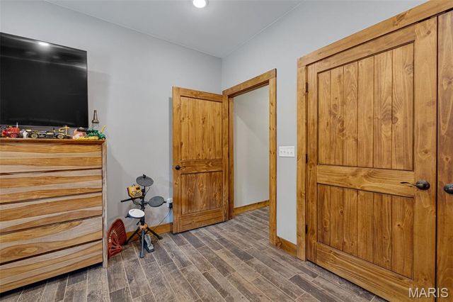 10051 Highway 32, Ste Genevieve, MO 63670