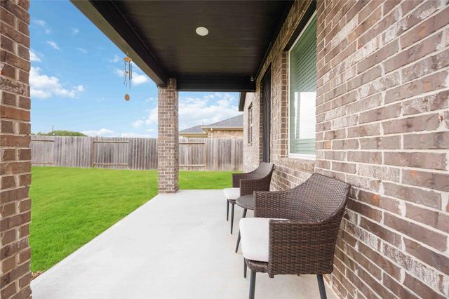 3024 Daw Boardwalk Drive, La Porte, TX 77571