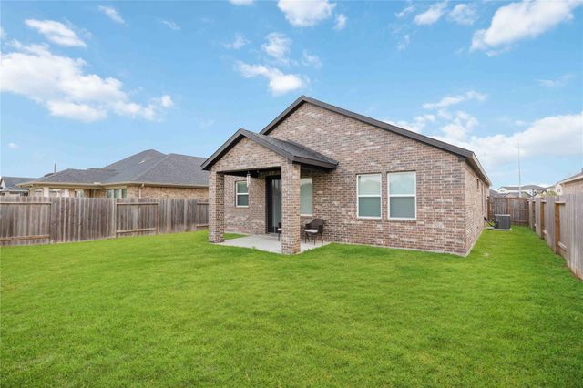 3024 Daw Boardwalk Drive, La Porte, TX 77571