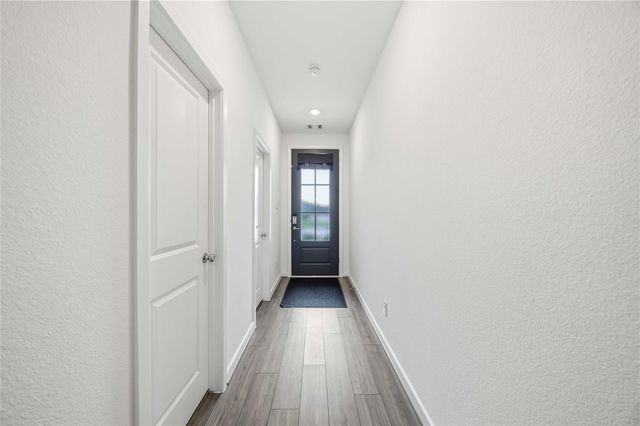 3024 Daw Boardwalk Drive, La Porte, TX 77571