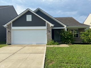 1181 S Aberdeen Drive, Franklin, IN 46131