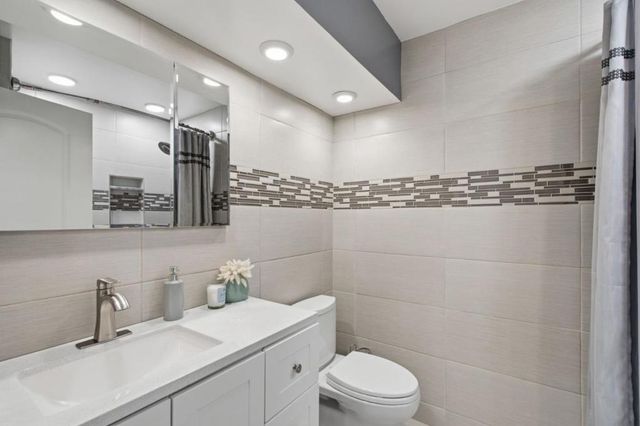 1057 Shoal Drive, San Mateo, CA 94404