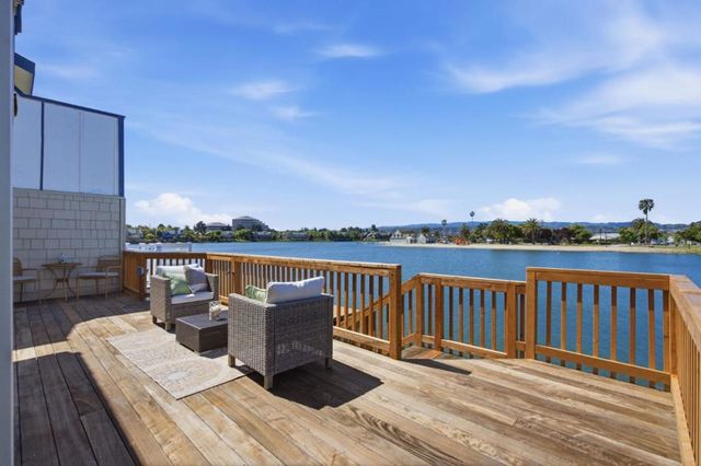 1057 Shoal Drive, San Mateo, CA 94404