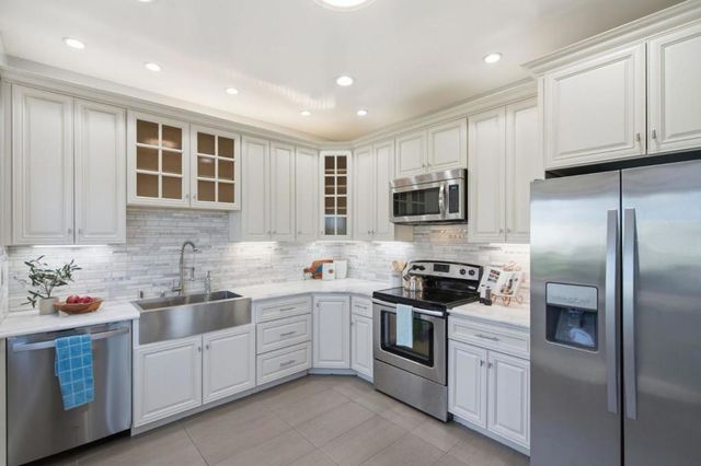 1057 Shoal Drive, San Mateo, CA 94404