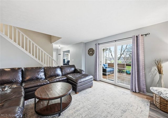 1960 Deerhaven Lane, Broadview Heights, OH 44147