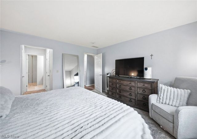 1960 Deerhaven Lane, Broadview Heights, OH 44147