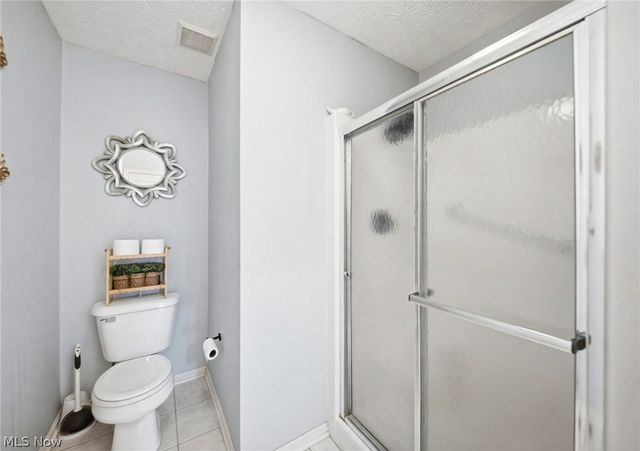 1960 Deerhaven Lane, Broadview Heights, OH 44147