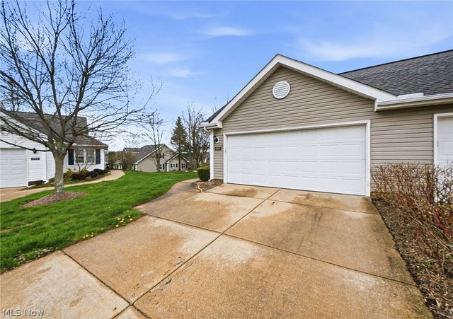 1960 Deerhaven Lane, Broadview Heights, OH 44147