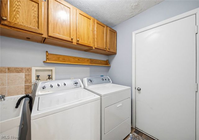 1960 Deerhaven Lane, Broadview Heights, OH 44147