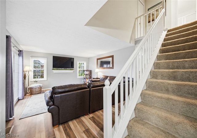 1960 Deerhaven Lane, Broadview Heights, OH 44147