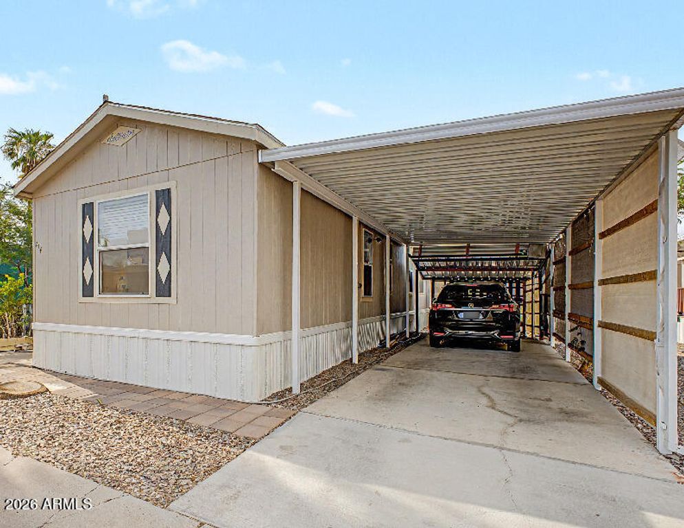 2060 N CENTER Street 214, Mesa, AZ 85201 — photo 2
