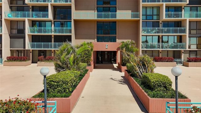 Key Capri KEY CAPRI 301, Treasure Island, FL 33706