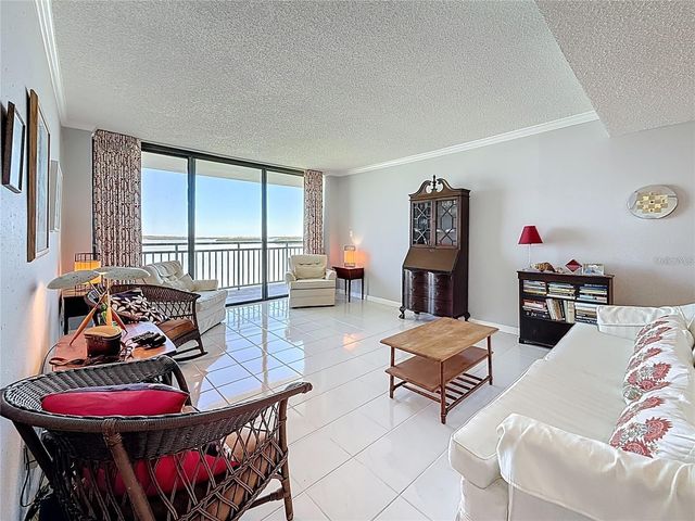 Key Capri KEY CAPRI 301, Treasure Island, FL 33706