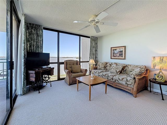 Key Capri KEY CAPRI 301, Treasure Island, FL 33706