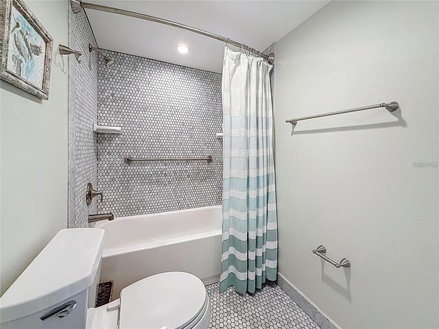 Key Capri KEY CAPRI 301, Treasure Island, FL 33706