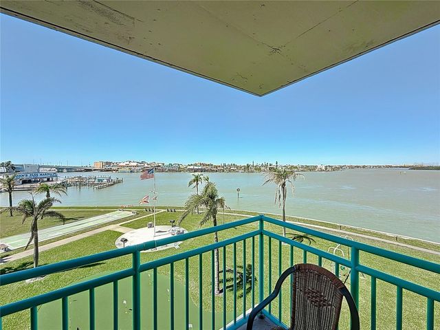 Key Capri KEY CAPRI 301, Treasure Island, FL 33706