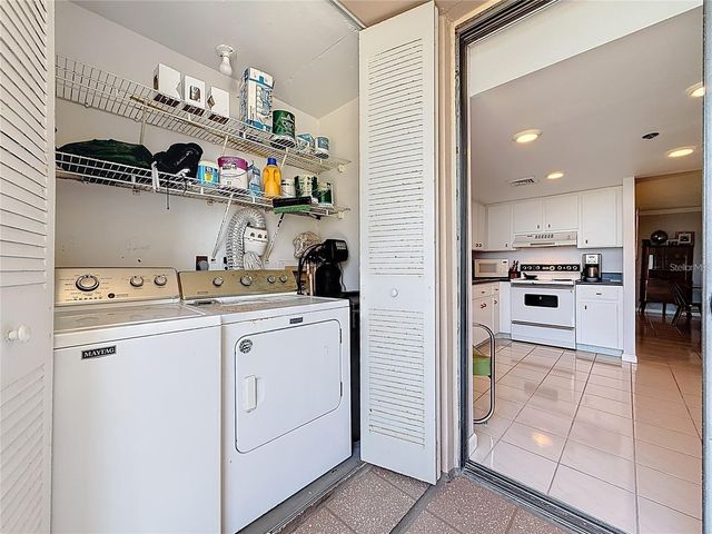 Key Capri KEY CAPRI 301, Treasure Island, FL 33706