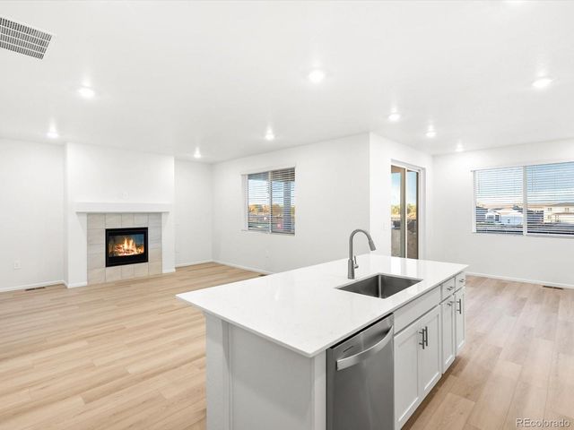 1621 Yampa River Drive, Windsor, CO 80550