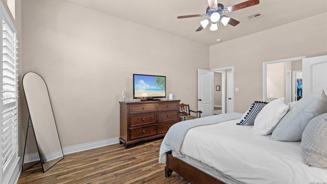 2152 Pioneer Pass, Seguin, TX 78155