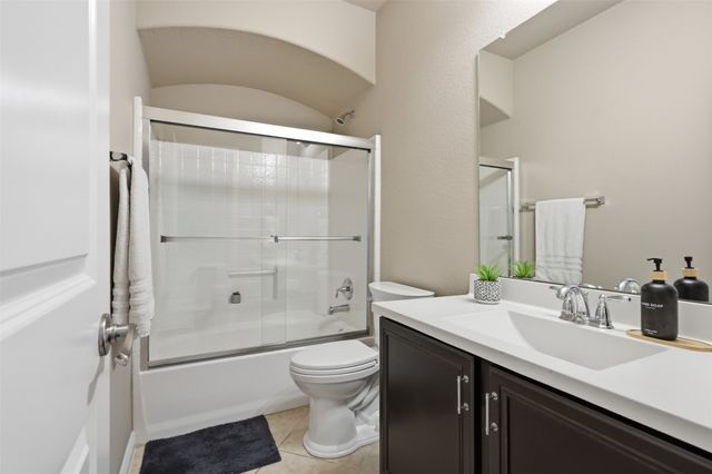 6053 Shiner Drive, Fort Worth, TX 76179