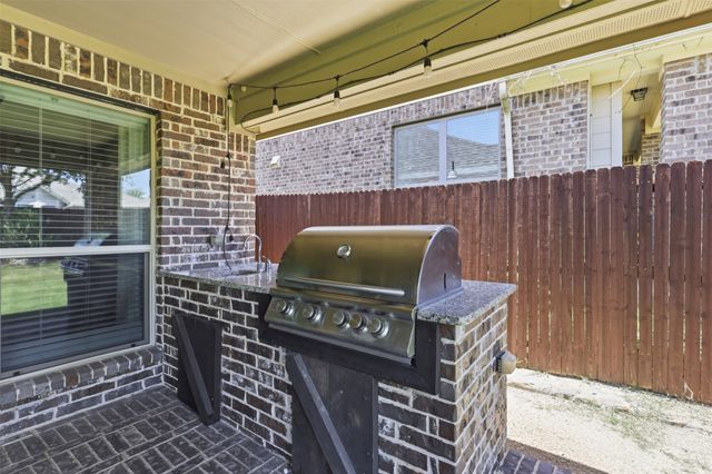 6053 Shiner Drive, Fort Worth, TX 76179