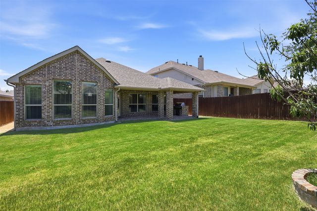 6053 Shiner Drive, Fort Worth, TX 76179