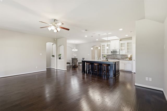 6053 Shiner Drive, Fort Worth, TX 76179