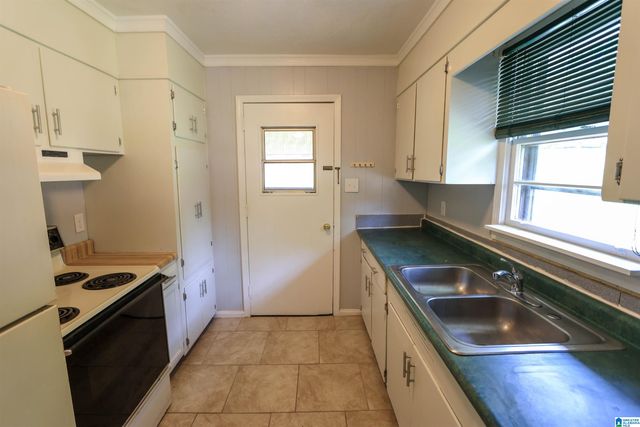 704 OLGA ANN DRIVE, Weaver, AL 36277