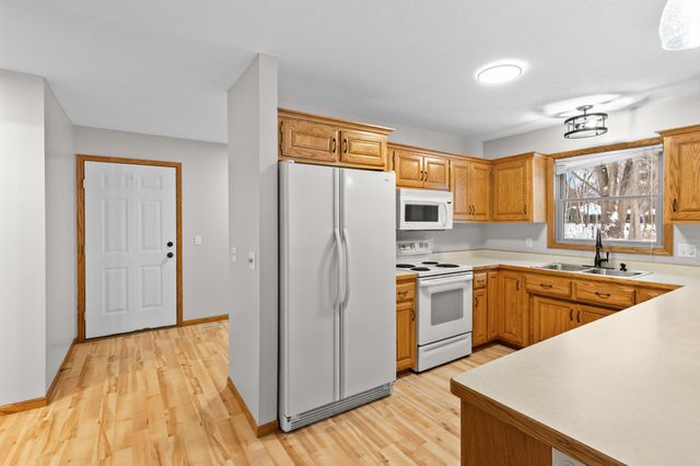 10993 Kirby Boulevard, Chisago City, MN 55013