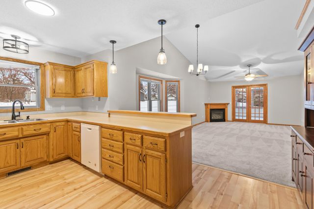 10993 Kirby Boulevard, Chisago City, MN 55013