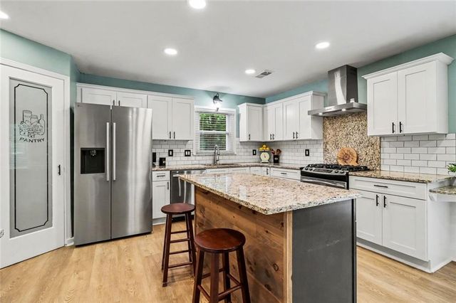 210 Fireside Way, Fairburn, GA 30213