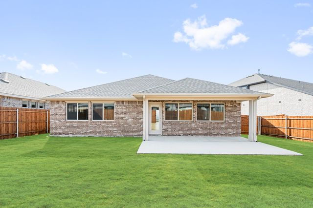 905 Kingbird Lane, Alvarado, TX 76009