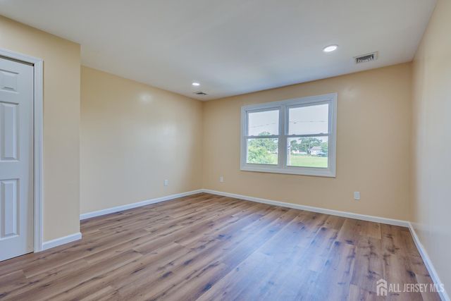134 frank Street, Franklin Twsp, NJ 08873