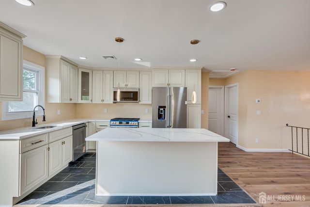 134 frank Street, Franklin Twsp, NJ 08873