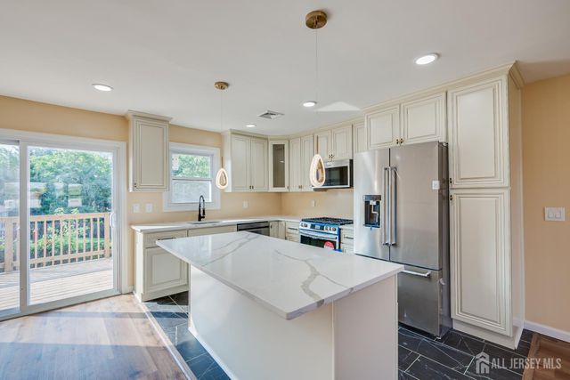 134 frank Street, Franklin Twsp, NJ 08873