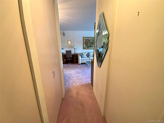 27010 Grand Central Parkway 2C, Floral Park, NY 11005