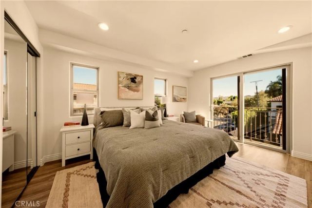 14702 Magnolia Boulevard 105, Sherman Oaks, CA 91403